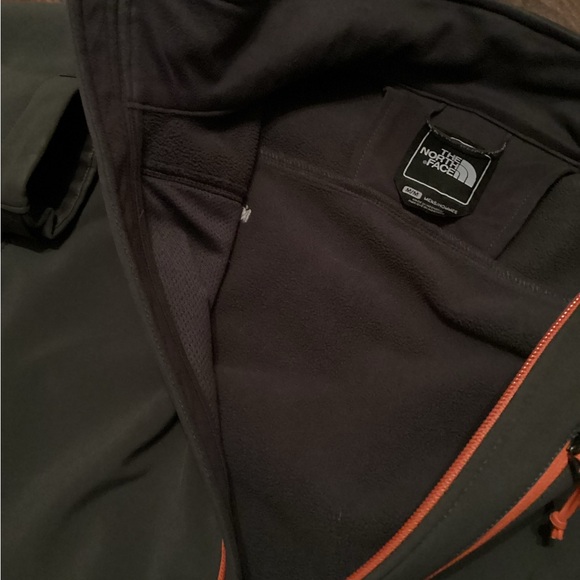 North Face jacket - Picture 6 of 7